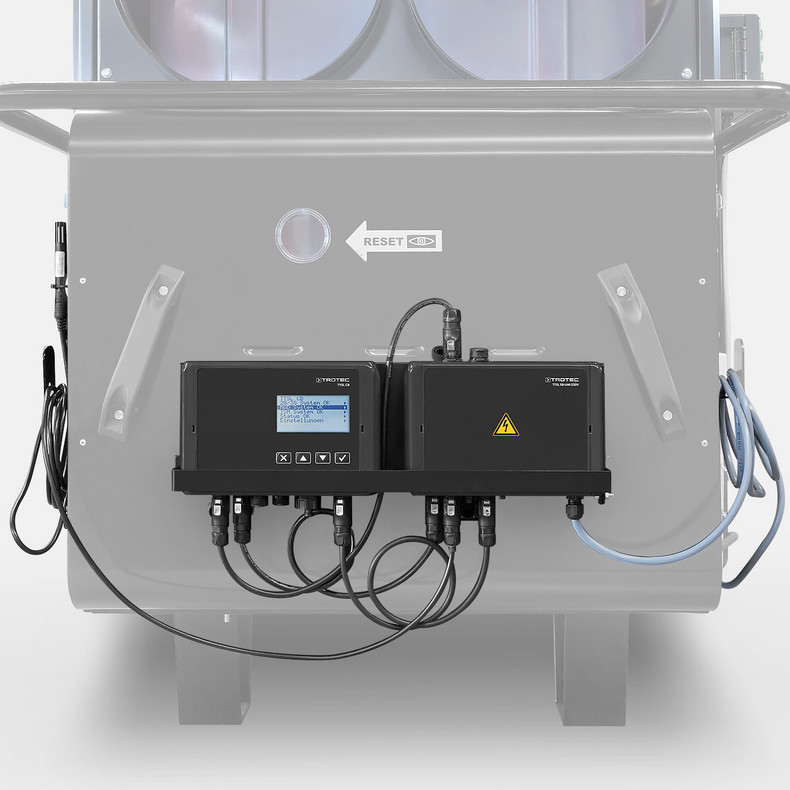 Inserto TTSL CB e TTSL SB-UMI 230V con set di fissaggio accessori in un unico generatore d'aria calda a gasolio