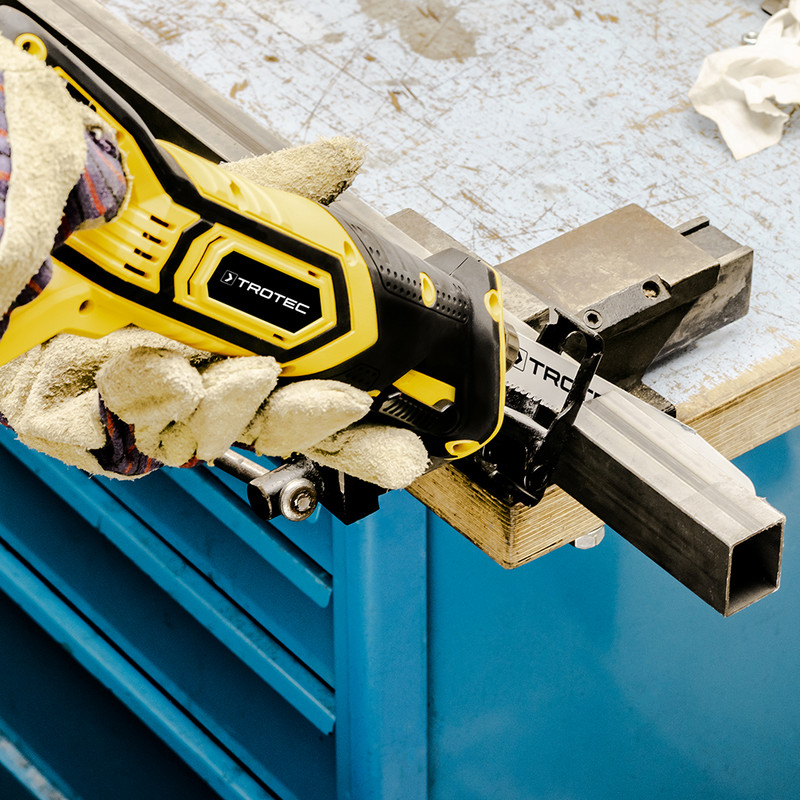 Permet de scier tous les matériaux de construction courants