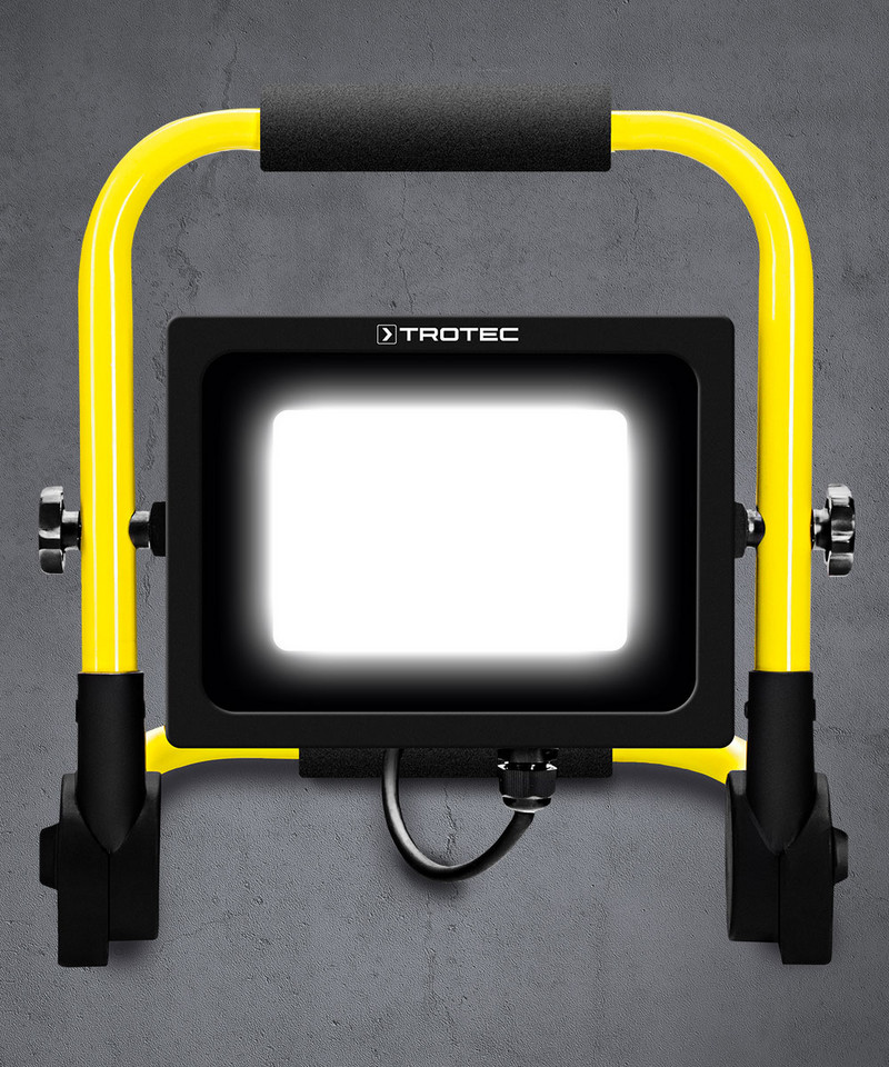 PWLS 10-30 : un robuste projecteur de chantier à LED