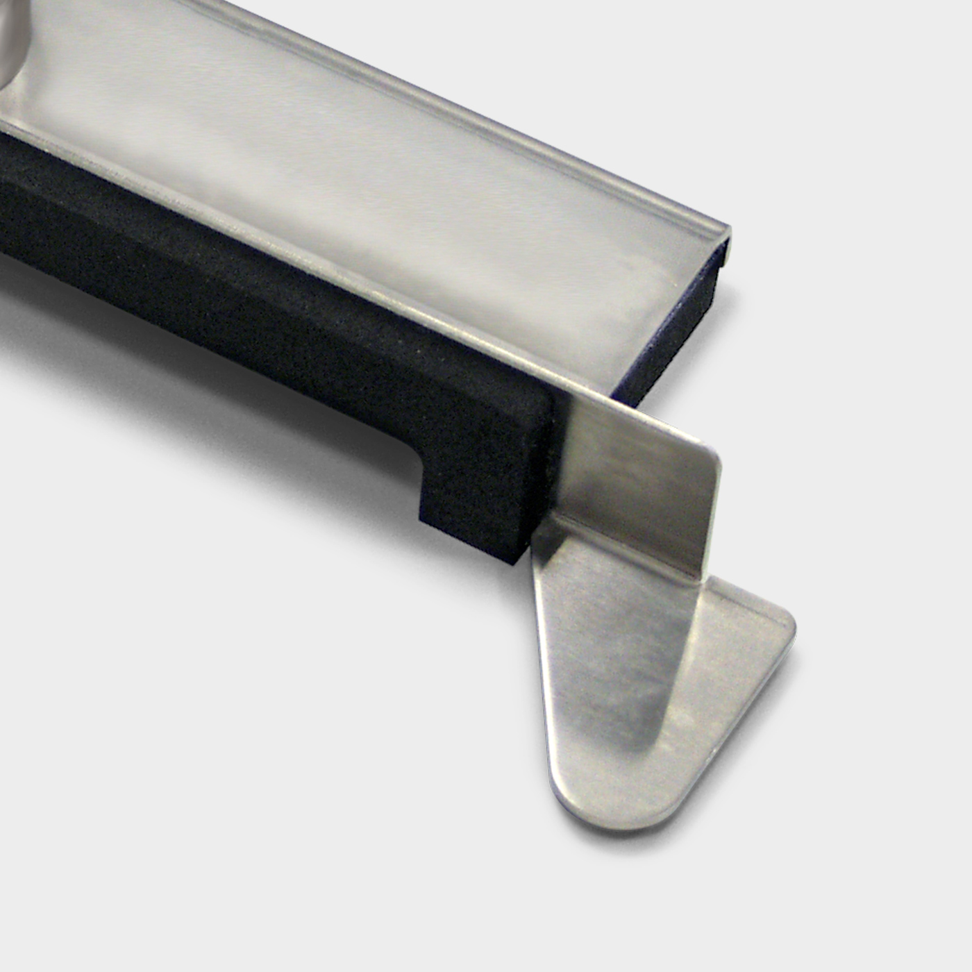 Tubulure pour joint périphérique, acier inoxydable